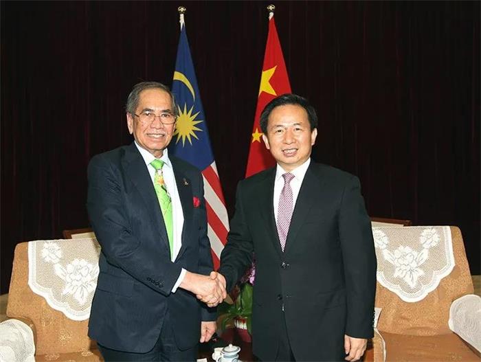 李干杰分別會見捷克副總理兼環(huán)境部部長、老撾自然資源與環(huán)境部部長、新西蘭環(huán)境兼貿(mào)易部部長